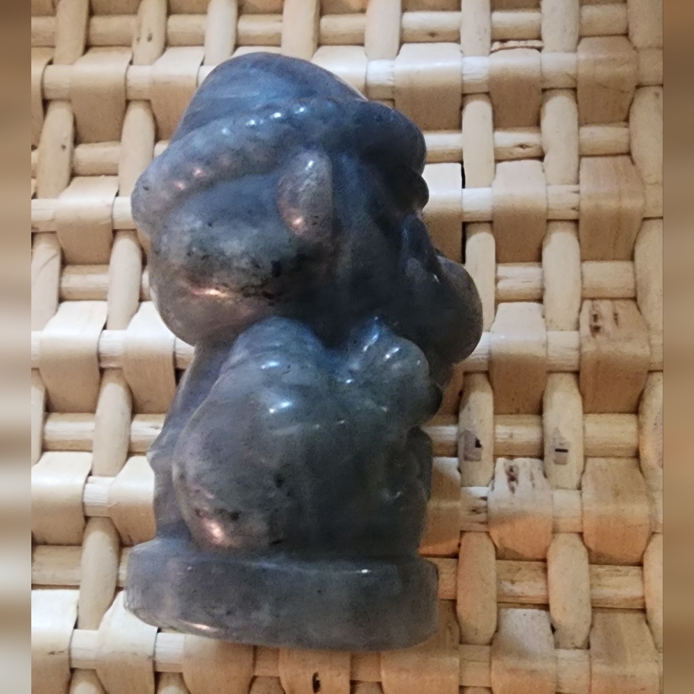 🎄Natural Labradorite Santa Claus Carving - Picture 4 of 8